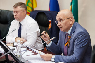 Праздник! Депутат гордумы Юрий Зиновьев отмечает день рождения