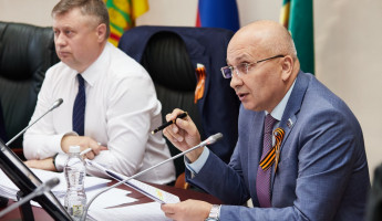 Праздник! Депутат гордумы Юрий Зиновьев отмечает день рождения