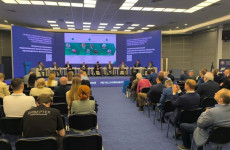 Пензенские станкостроители обсудили развитие российской промышленности на московской выставке «Металлообработка-2025»
