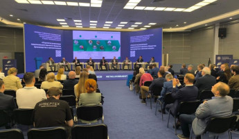 Пензенские станкостроители обсудили развитие российской промышленности на московской выставке «Металлообработка-2025»
