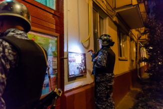 На улице Гоголя в Пензе задержали пристававшего к людям агрессивного неадеквата