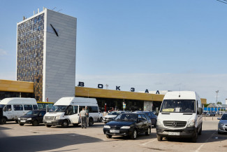 В Пензе таксистам запретят предлагать услуги вблизи вокзалов и аэропорта