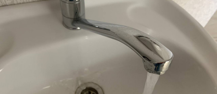 В Пензе из-за аварии на улице Кулакова отключили воду в детсадах, школах и жилых домах В Пензе из-за аварии на улице Кулакова отключили воду в детсадах, школах и жилых домах