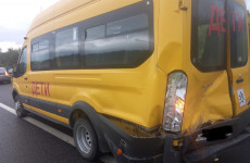 На трассе в Пензенской области в жуткую аварию попал микроавтобус с детьми