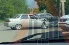 Жесткое ДТП на Барковке в Пензе: две машины разбились вдребезги