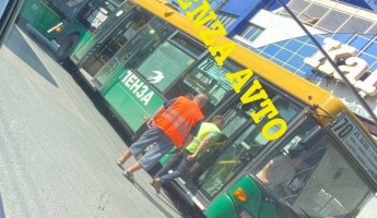 В Пензе из-за ДТП с автобусом и троллейбусом парализовало Заводской район