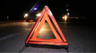 В центре Пензы самокатчик впечатался в здание и сбежал