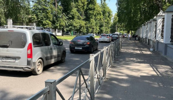 В Пензе стоит в пробке улица Лермонтова