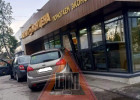 В Пензе автоледи протаранила продуктовый магазин