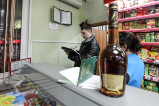 Кафе на Минской могут закрыть за нелегальную реализацию алкоголя