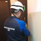 Пензенские спасатели помогли медикам попасть в квартиру к пациентке