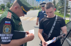 На улицах Спутника состоялся рейд по выявлению нарушителей воинского учета