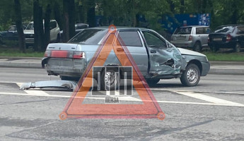 Серьезное ДТП в центре Пензы: автобус врезался в легковушку