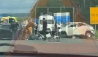 Страшная авария в Пензенской области: две машины разбились вдребезги