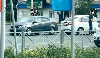 На улице Суворова в Пензе жестко столкнулись две машины