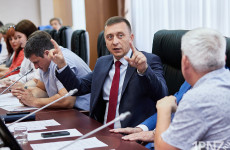 Депутат пензенской гордумы Жданников устроился подработать на рынок