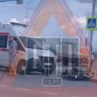 Под Пензой случилось серьезное ДТП с мотоциклистом, на месте работали врачи
