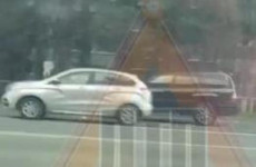 Авария на проспекте Победы в Пензе: внедорожник врезался в легковушку