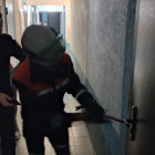 Спасатели помогли полицейским попасть в квартиру под Пензой
