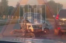 В Пензе пьяная женщина разбила машину и сбежала с места ДТП – соцсети