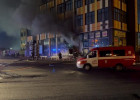 В Пензе полыхает магазин автозапчастей: на месте работают около 30 пожарных