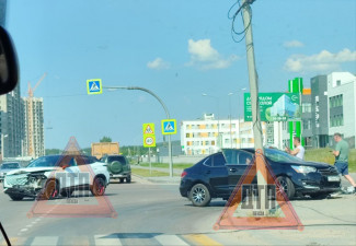 В селе под Пензой жестко столкнулись две иномарки