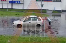 Мощный ливень затопил улицы Пензы