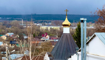 Пензенцам напомнили правила поведения во время грозы