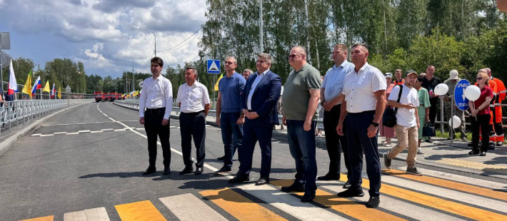 В Пензе досрочно открыли новую дорогу между улицами Измайлова и Антонова В Пензе досрочно открыли новую дорогу между улицами Измайлова и Антонова