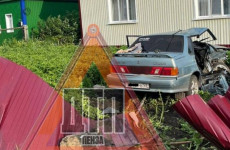 Ранены двое мужчин и женщина: в ГАИ рассказали подробности аварии в Беково