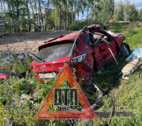 В страшной аварии под Пензой погибла молодая женщина