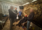 Житель Кузнецка избил знакомого киянкой и бросил его умирать в гараже