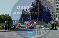 В Заречном во время работы на улице умерла женщина – соцсети