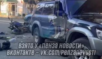Страшная авария в Пензе: мотоцикл протаранил внедорожник