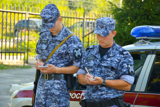 В одном из баров Пензы задержали пьяного хулигана