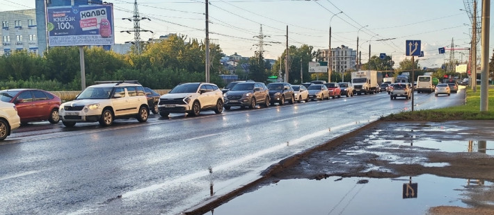 Пензенцы сообщают об огромной пробке по дороге в Терновку Пензенцы сообщают об огромной пробке по дороге в Терновку