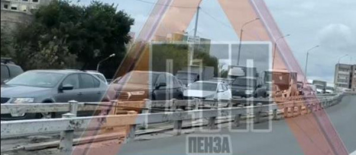 Пензенцы сообщают о гигантской пробке в центре города