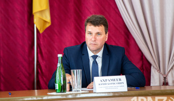 Поздравляем! День рождения отмечает глава Спасского района Юрий Ахрамеев