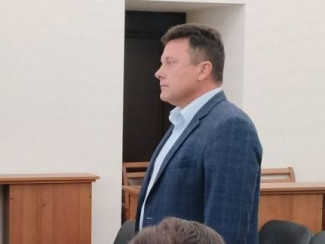 Экс-глава Бессоновского района признал вину в злоупотреблении должностными полномочиями