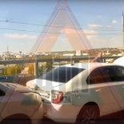 На Бауманском путепроводе в Пензе произошла массовая авария, движение осложнено