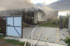 Пензенские спасатели помогли потушить пожар в Малой Валяевке. ФОТО