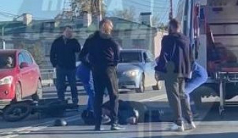 В Пензе в жуткое ДТП попал водитель электроскутера