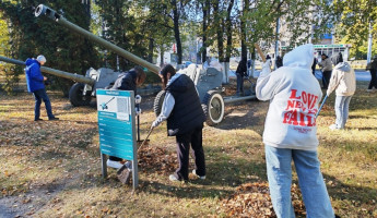 В пензенском сквере Журавли провели экологическую акцию
