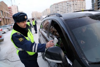 Депутаты Госдумы хотят резко поднять штрафы за тонировку