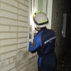 В Пензе спасатели помогли врачам попасть в квартиру на улице Зеленодольской