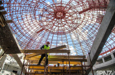 Чёрный пакет с крупной взяткой: следком раскрыл подробности уголовного дела СтройРесурса