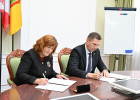 Олег Денисов и пензенский филиал фонда Защитники Отечества подписали соглашение о сотрудничестве