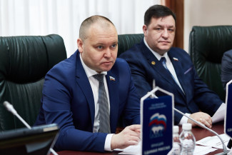 День рождения 4 ноября: поздравляем главврача и депутата Андрея Водопьянова