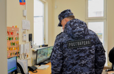 В Пензе проверили школьных охранников В Пензе проверили школьных охранников