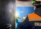В Пензе спасатели вскрыли квартиру на улице Калинина